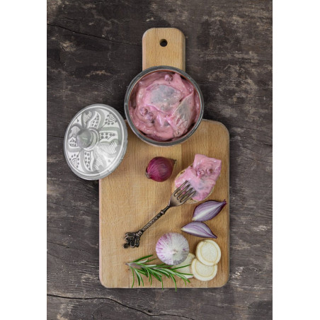 Emder Heringshappen in feinem Preiselbeerdressing