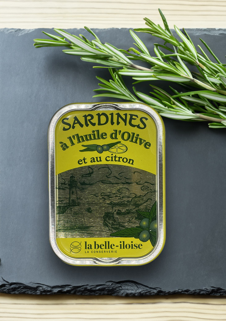 La belle-iloise Sardinen in Olivenöl mit Zitrone