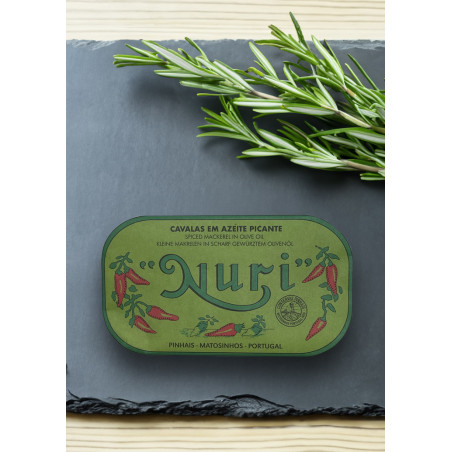 Nuri Kleine Makrelen in pikant gewürztem Olivenöl