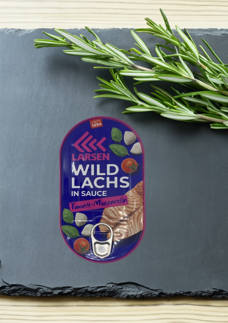 Larsen Wildlachs in Tomate-Mozzarella Sauce