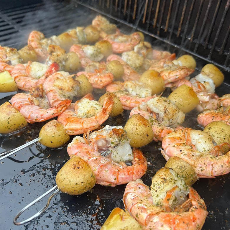 Seeteufel-Garnelen auf Spieße Seeteufel-Garnelen auf Spieße